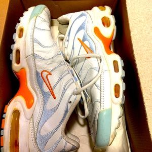 Women’s Nike Air Max sz 8